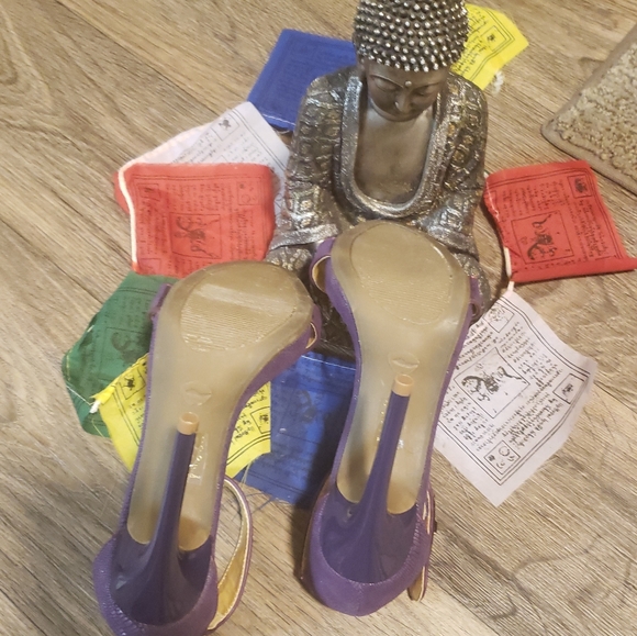 Slim Heels - Picture 5 of 6